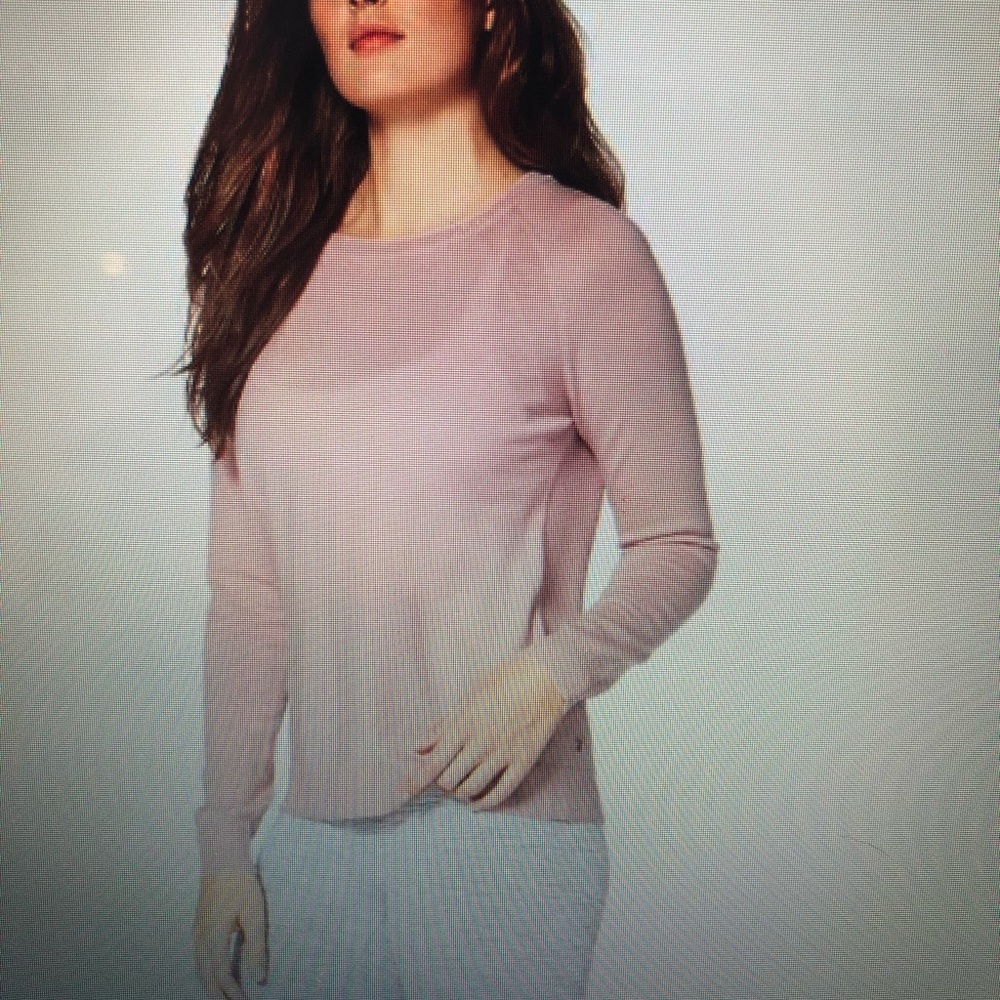 Lululemon tied to sweater in misty pink